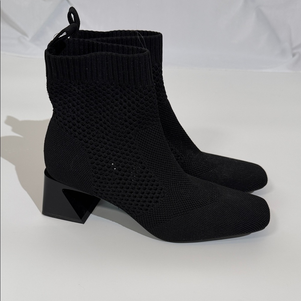 Vivaia Melissa Square Toe Perforated Heel Boots Size 7.5 38.5 Black Knit EUC